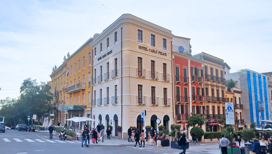 Costruzioni residenziali - Hotel Carlo Felice